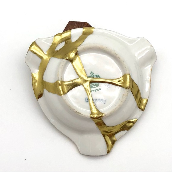 Kintsugi Ashtray Floral Porcelain Germany Gold Crack Art Personal Growth Gift - Picture 11 of 12